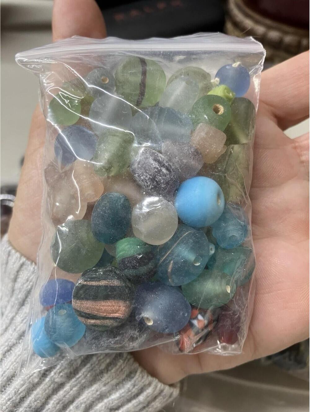 2.6 Pounds Of Glass beads For jewelry making mix variety supplies Glass/ceramic - Picture 10 of 14